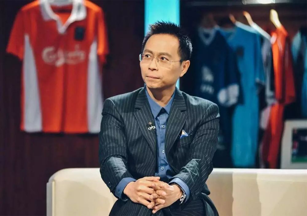 迪马济奥称，穆里尼奥已经同意这桩转会，接下来还需要两家俱乐部以及球员进行谈判。
